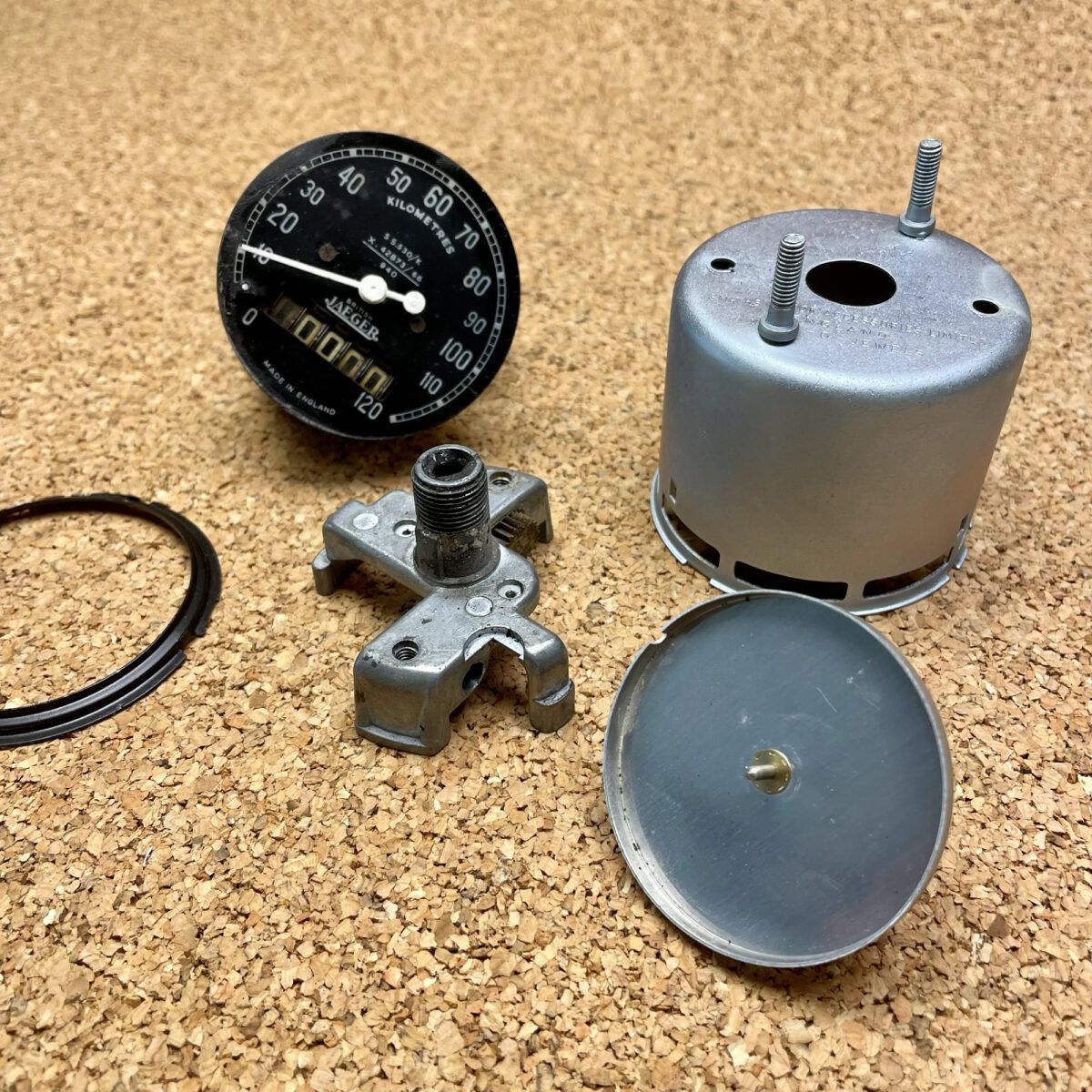 Jaeger speedometer refurbished (nonexchange) Revised.be